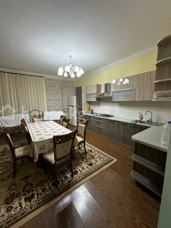 4-комн. кв., 157.5 м2
