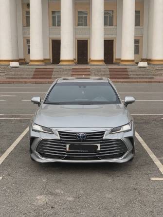 Toyota Avalon V 2.5hyb CVT