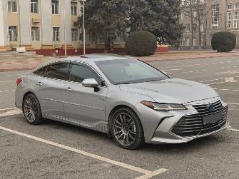 Toyota Avalon V 2.5hyb CVT