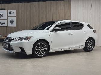 Lexus CT I Рестайлинг 200h 1.8hyb CVT