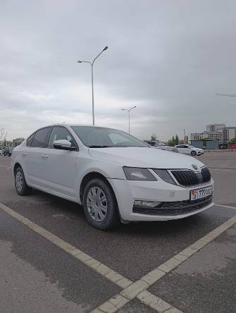 Skoda Octavia III (A7) 1.6 AT