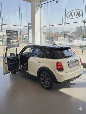 MINI Hatch III (F55/F56) Рестайлинг Cooper 1.5 AMT