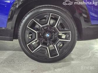 BMW XM 4.4hyb AT 4WD