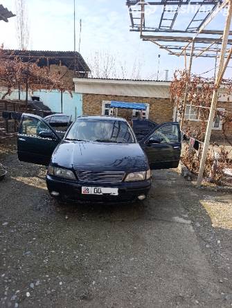 Nissan Maxima IV (A32) 2.0 MT