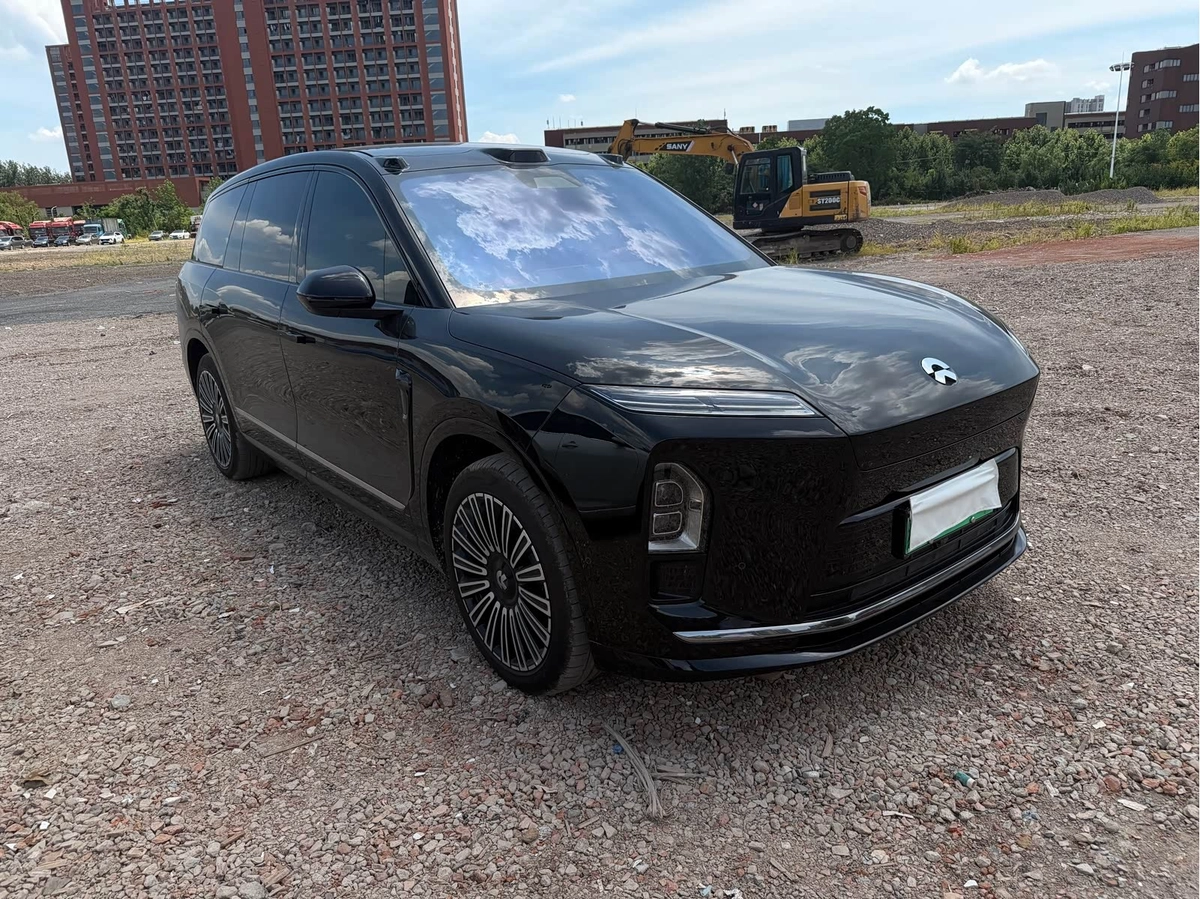 Открыть фото Nio ES8 II 100 kWh Electro AT 4WD