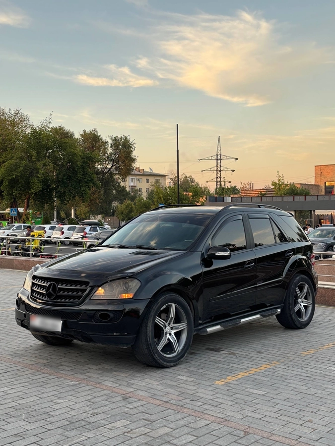 Mercedes-Benz M-Класс II (W164) 350 3.5 AT 4WD