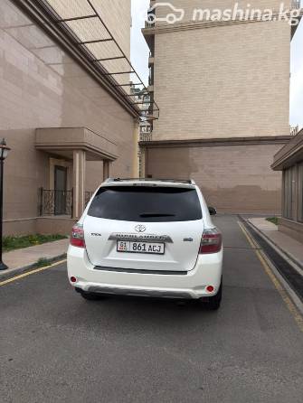 Toyota Highlander II (U40) 3.3hyb CVT 4WD