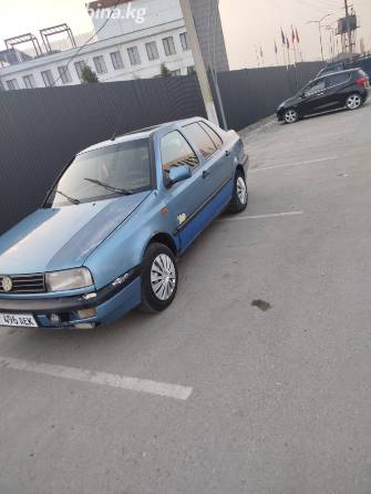 Volkswagen Vento 1.8 MT
