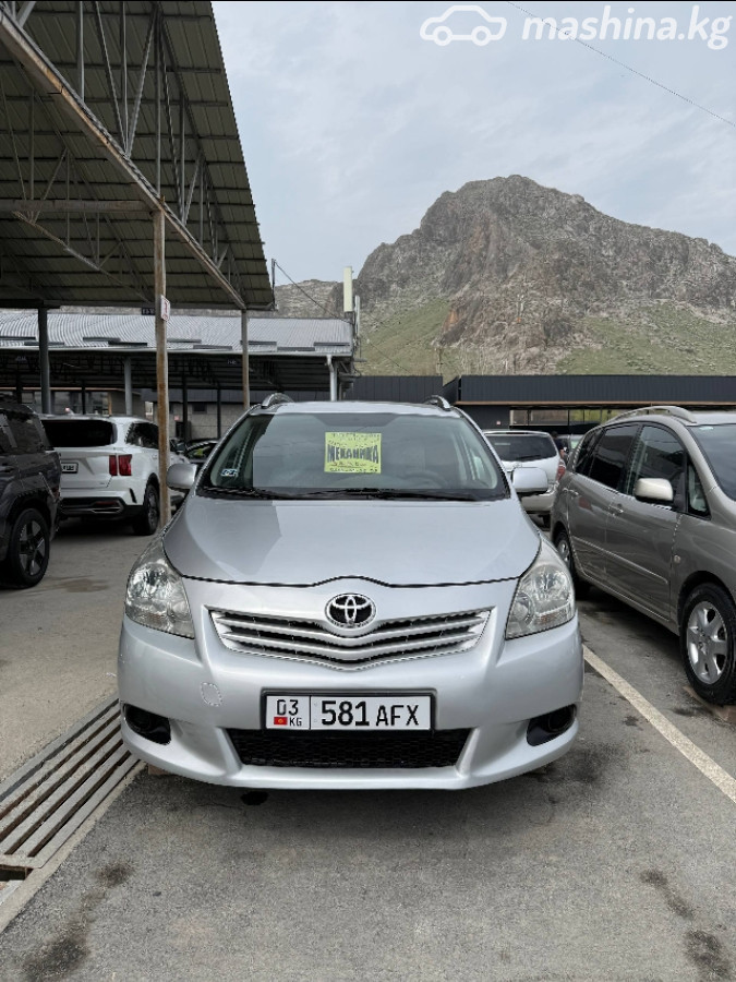 Toyota Verso I 1.6 MT