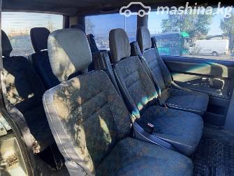 Mercedes-Benz Vito I (W638) 110 CDI L1 2.2d MT