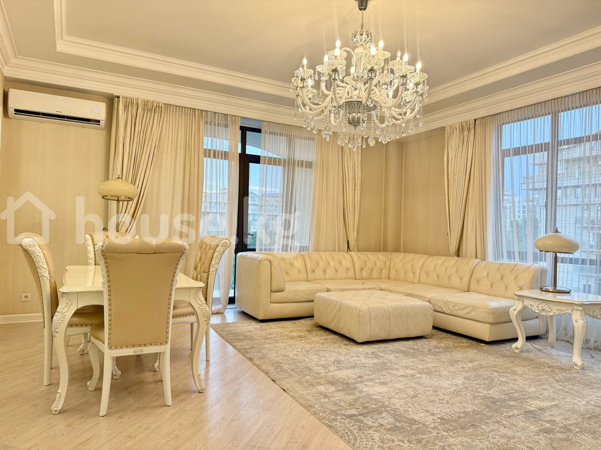 Открыть фото 2-комн. кв., 120 м2