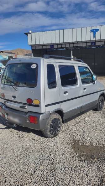 Suzuki Wagon R II 0.7 MT
