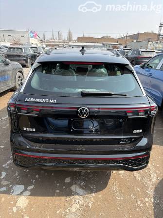Volkswagen Tiguan III (China Market) 2.0 AMT 4WD