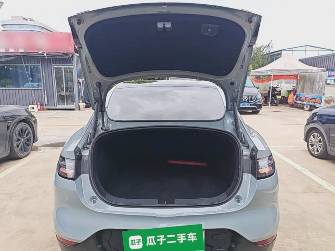 Leapmotor C10 1.5hyb AT