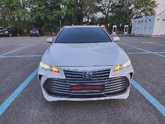 Toyota Avalon V 2.5hyb CVT