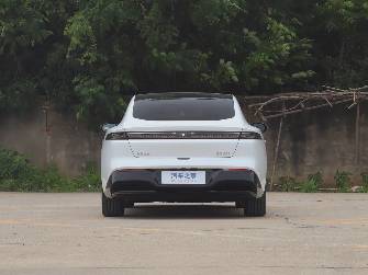 Dongfeng eπ 007 Electro AT