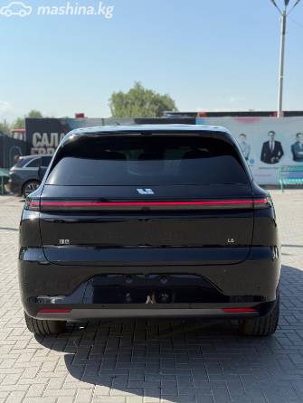 LiXiang L6 1.5hyb AT 4WD