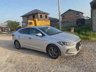 Hyundai Elantra VI (AD) 2.0 AT