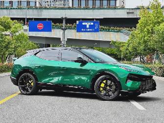 Lotus Eletre Electro AT 4WD