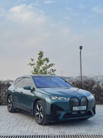 BMW iX I (I20) xDrive40 Electro AT 4WD
