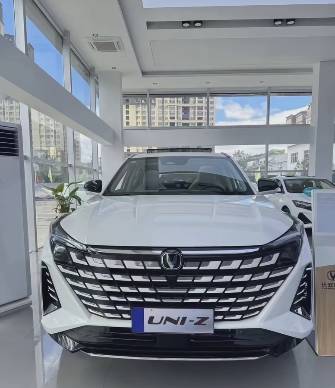 Changan UNI-Z 1.5 AMT