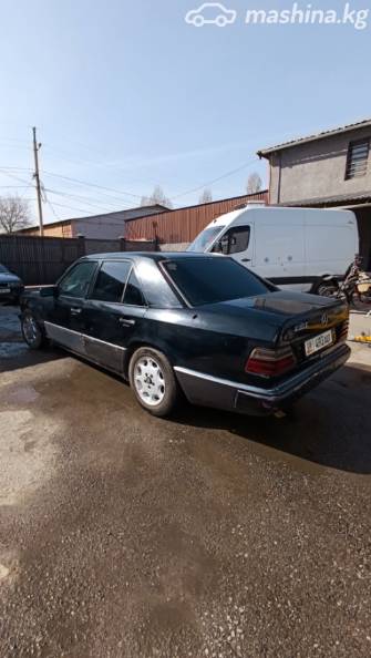 Mercedes-Benz W124 230 2.3 AT