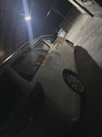 Toyota Alphard II 3.5 AT 4WD
