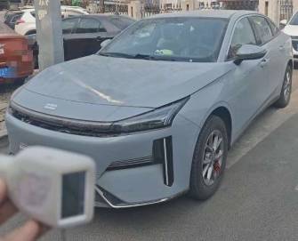 Geely Galaxy L6 60 km 1.5hyb AT