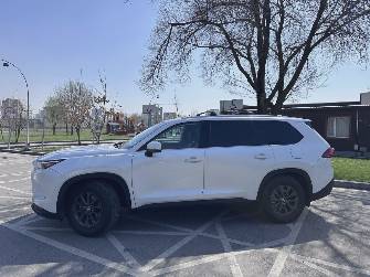 Toyota Grand Highlander 2.5hyb CVT 4WD