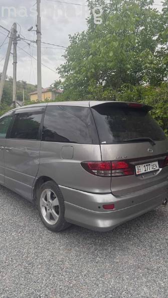 Toyota Estima II Рестайлинг 2.4 AT 4WD