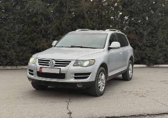 Volkswagen Touareg I Рестайлинг 3.0d AT 4WD