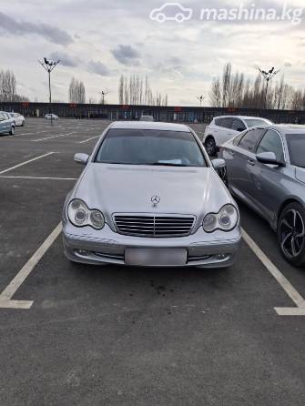 Mercedes-Benz C-Класс II (W203) 240 2.6 AT