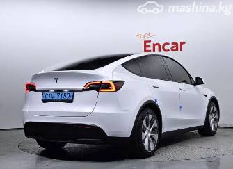 Tesla Model Y I Standard Electro AT