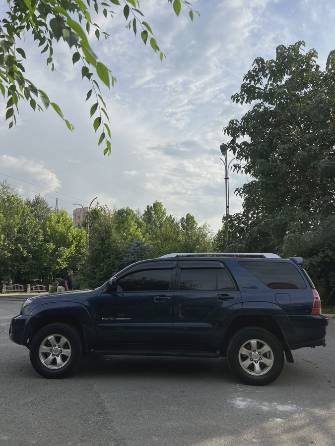 Toyota 4Runner IV 4.0 AT 4WD