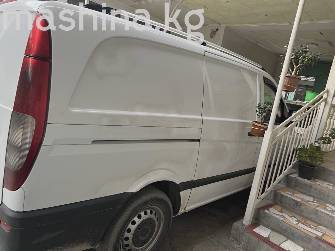 Mercedes-Benz Vito II (W639) 109 CDI L3 2.2d MT
