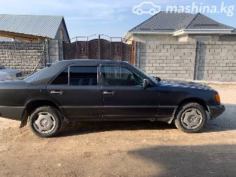 Mercedes-Benz W124 230 2.3 MT