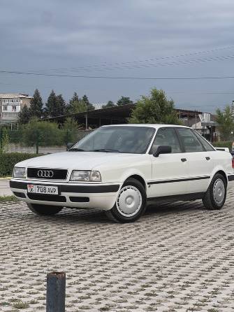 Audi 80 V (B4) 2.3 MT