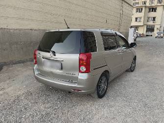 Toyota Raum II 1.5 AT