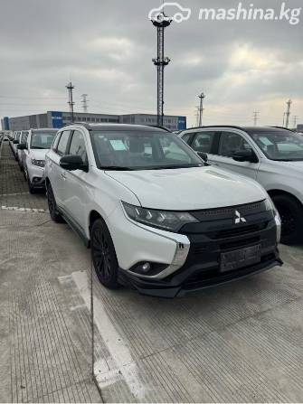 Mitsubishi Outlander IV 2.5 CVT 4WD