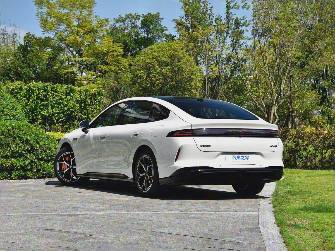 Qiyuan A05 1.5hyb CVT