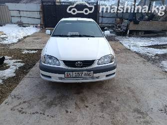 Toyota Avensis I 1.6 MT