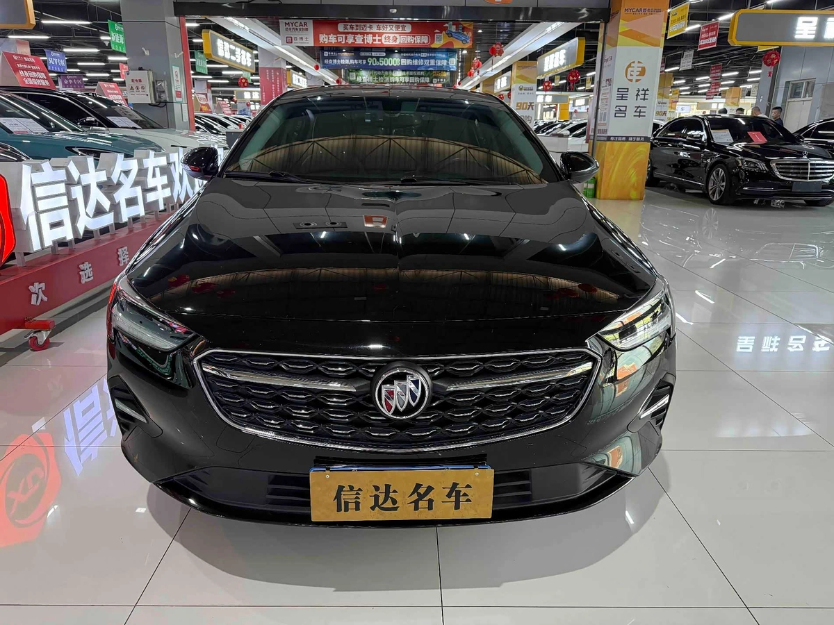 Buick Regal V Рестайлинг 2.0 AT