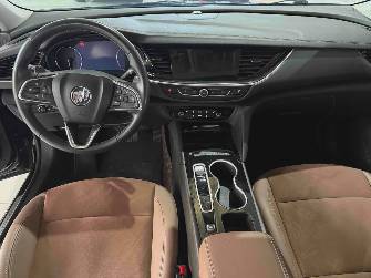 Buick Regal V Рестайлинг 2.0 AT