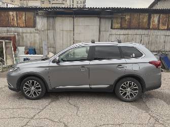 Mitsubishi Outlander III Рестайлинг 2 3.0 AT 4WD