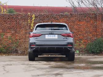 Audi Q3 Sportback I (F3) 35 TFSI 1.5 MT
