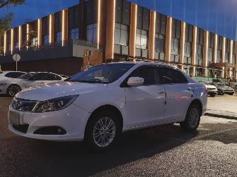 BYD E5 Electro AT