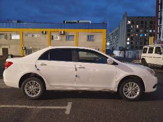BYD E5 Electro AT