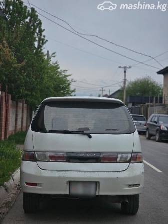 Toyota Gaia 2.0 AT 4WD