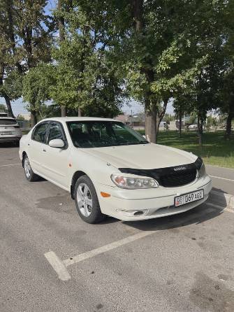 Nissan Cefiro III (A33) 2.0 AT