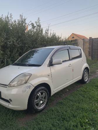 Toyota Passo I (C10) 1.3 AT